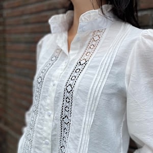 Broderie blouse wit